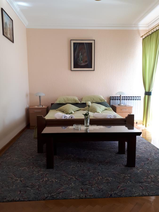 Business Club Selenca Bed and Breakfast Bac Eksteriør billede